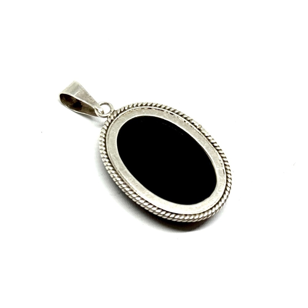 Vintage Victorian Hand Made Black Onyx / Jet Sterling Silver Mourning Pendant - Picture 4 of 8